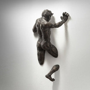 3D Through Wall Figure Sculpture Resin Electroplating Imitation Copper Abstract Climbing Man Statue Living Room Home Decoration acacuss