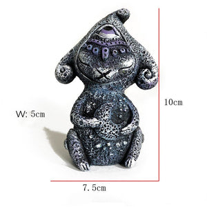 4 Styles New Biological Fantasy Resin Ornaments Garden Sculpture Artifact Three-eyed Alien Figurines Home Decoration Accessories acacuss