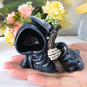 9CM Cat Sickle Dog Witch Grim Reaper Decoration Resin Black Cloaked Grim Reapers Feline Cat Dog Figurine Halloween Home Decor acacuss