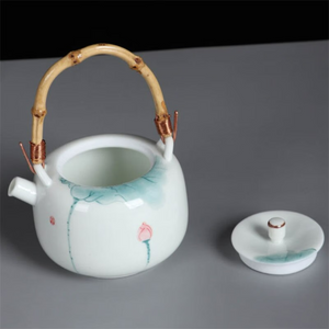 Bamboo Handle Teapot acacuss