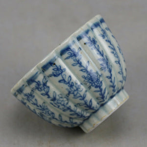 Chinese Old Blue and White Flower Pattern Lotus-Mouth Porcelain Tea/wine Cup Desk Decoration Home Decor acacuss