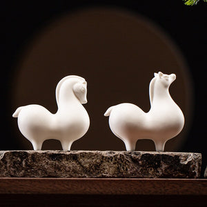 Chinese White Porcelain Horse Statue Vintage Horse Decorative Ceramic Art Zen Creative Ornaments Mascot acacuss