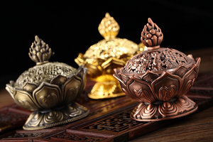 Chinese brass incense burner acacuss