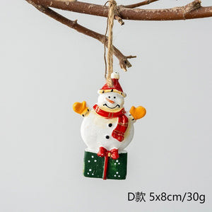 Christmas Decoration Crafts Small Resin Pendant Cute Horse Reindeer Pattern Design Xmas Tree Pendant Christmas Tree Decorations acacuss