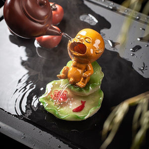 Color Changing Creative Tea Pet Supportable Kung Fu Tea Utensils Boutique Pee BoyFun Water Spray Tea Table PersonalityDecoration acacuss