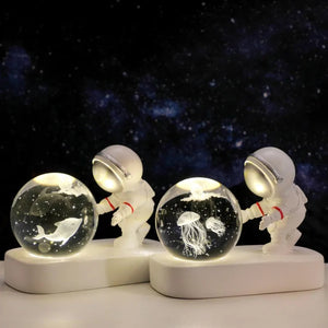 Creative 3D Astronaut Crystal Ball Led Night Light for Children Bedroom Planet Space Solar System Lamp USB Christmas Kid Gift acacuss