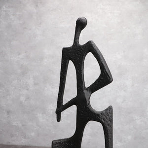 Creative Cast Iron Hay Cutter Figure Statue Office Decoration Study Ornament Living Room Decoration Art Home Decor Accessories acacuss