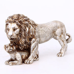 Creative European Figurine Golden Lion Ornament Resin Craft Home Decorations Office Table Restaurant Decorative Accessories acacuss