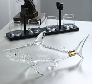 Creative European shark shaped glass craft art decanter thickened sealed high borosilicate glass wine bottle container acacuss