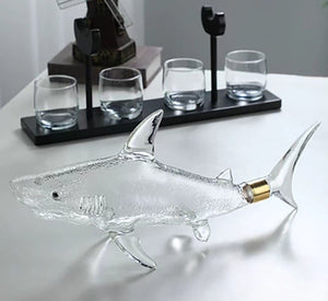 Creative European shark shaped glass craft art decanter thickened sealed high borosilicate glass wine bottle container acacuss