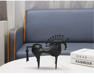 Creative Horse Statue Resin Figures Modern Home Living Room Decoration Abstract Figure Arrangement Bookshelf Decoration acacuss