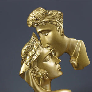 Creative Lovers Abstract Sculpture Statue Couple Kissing Romantic Love Ornaments Figure Home Souvenirs Wedding Supplies Gift acacuss