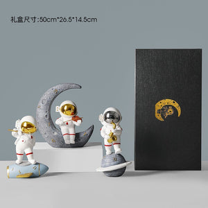 Creative Resin Astronaut Sculpture Ornament Home Living Room Bookcase Ornament Desktop Decoration Crafts Gifts for Children acacuss