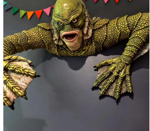 Creature from the Black Lagoon Grave Figure Model Living Room Outdoors Decor Lizard Man For Funny Halloween Gifts acacuss