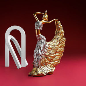 European creative Peacock dance resin handicraft decoration wedding room living room TV cabinet porch luxury decoration acacuss