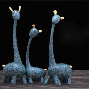 Figurine Decorative Resin Statue For Home Decoration European Creative Wedding Gift Giraffe Statues Home Decor Sculpture acacuss