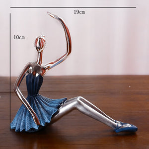 Figurine Decorative Resin Statue For Home Decoration European Creative Wedding Gift Giraffe Statues Home Decor Sculpture acacuss