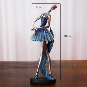 Figurine Decorative Resin Statue For Home Decoration European Creative Wedding Gift Giraffe Statues Home Decor Sculpture acacuss