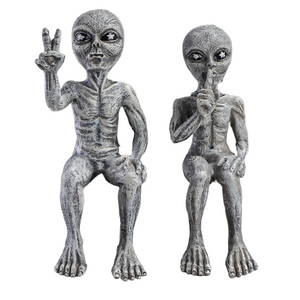 Garden Statue UFO Indoor Outdoor Garden Decor,Resin Alien Statues 2pcs,Desktop Figurine Ornaments for Bookshelf Cabine Figure acacuss