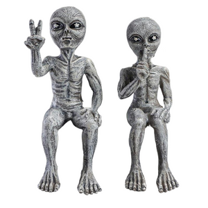 Garden Statue UFO Indoor Outdoor Garden Decor,Resin Alien Statues 2pcs,Desktop Figurine Ornaments for Bookshelf Cabine Figure acacuss