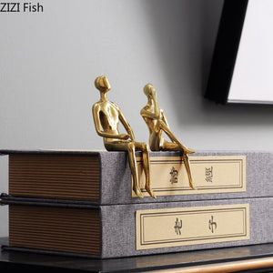 Golden Metal Portrait Statue Desktop Decor Ornaments Abstract Figures with Crystal Base Crafts Figurines Nordic Home Decoration acacuss