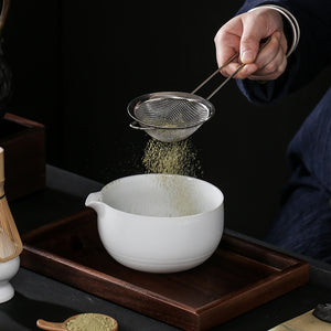 Japanese matcha suits with dumping of mouth of bowl with ceramic egg beater matcha tea spoon of maccha powder compact gift box acacuss