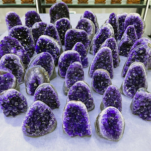 Natural Raw Amethyst Geode Purple Crystal Quartz Cluster Dream Energy Healing Thunder Egg Wholesale Home Decoration acacuss