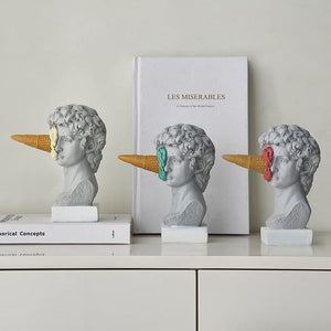 Resin Horse Head with Ice Cream Statue Figurines Classic Roman Greek Sculpture Interior Modern Art Ornament Decortion acacuss