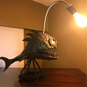 Retro Table Lamp Angler Fish Light with Flexible Lamp Head Artistic Table Lamps for Home Bar Cafe Home Art Decorative Ornaments acacuss