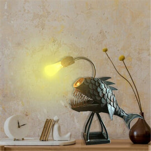 Retro Table Lamp Angler Fish Light with Flexible Lamp Head Artistic Table Lamps for Home Bar Cafe Home Art Decorative Ornaments acacuss