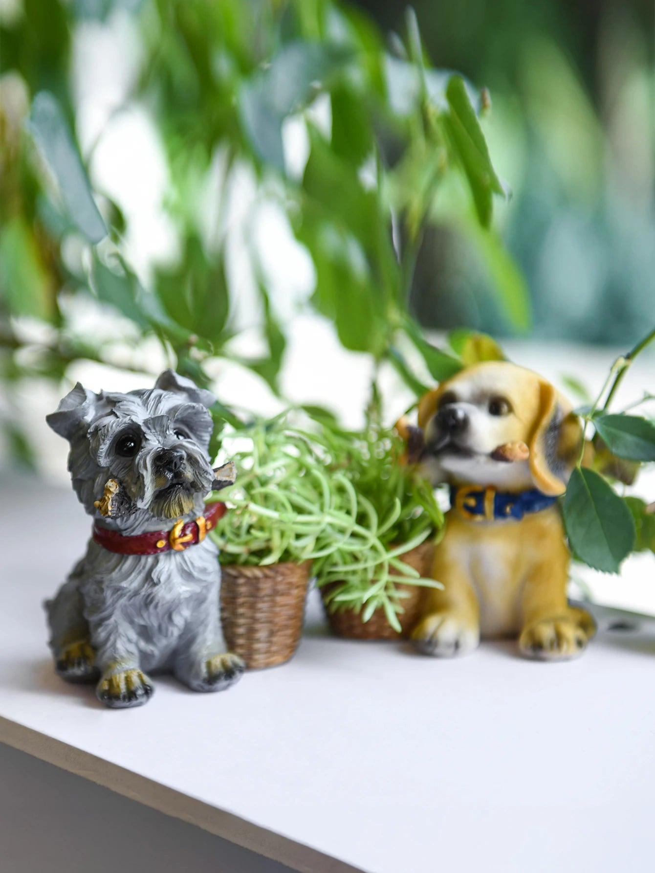 succulent dog toy Cute Mini Dog Bite Bone Succulent Plant Flower Pot Courtyard Lawn Gardening Outdoor Decoration Sculpture Resin Crafts Decoration