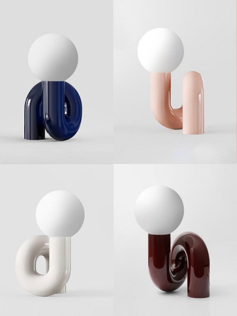 Lámpara de mesa de diseño moderna para el dormitorio Decoración de la entrada de la entrada del dormitorio Descripción lateral Bola de vidrio ligero decoración del interior del hogar
