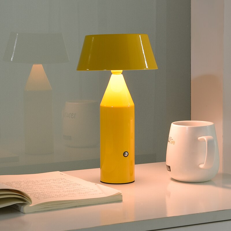 Mehrere Farben wiederaufladbare Tischlampe Restaurant Bar Atmosphäre Leuchte Touch Geschenk Lade Nachtlicht für Schlafzimmer Dekoration