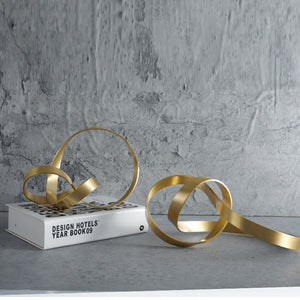 Simple Metal Gold Hollow Out Twist Art Ornament Irregular Living Room Ornament Desk Decoration Nordic Home Decor Accessories acacuss