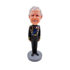 2023 YearThe King of England Charles III Coronation Resin Ornaments UK Royal Challenge Crafts Souvenir Home Decorations Gifts acacuss