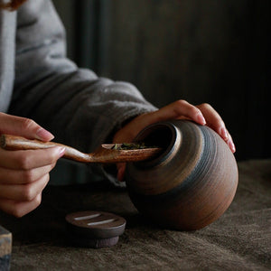 Purple kitchen canisters - acacuss