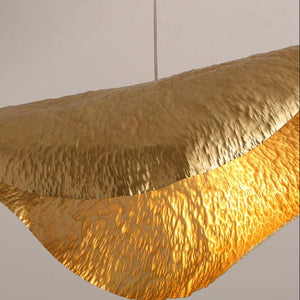 lustre suspendu en laiton martelé pour îlot de cuisine | suspension en cuivre acacuss