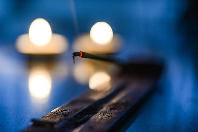 Is it bad to burn incense every day? acacuss