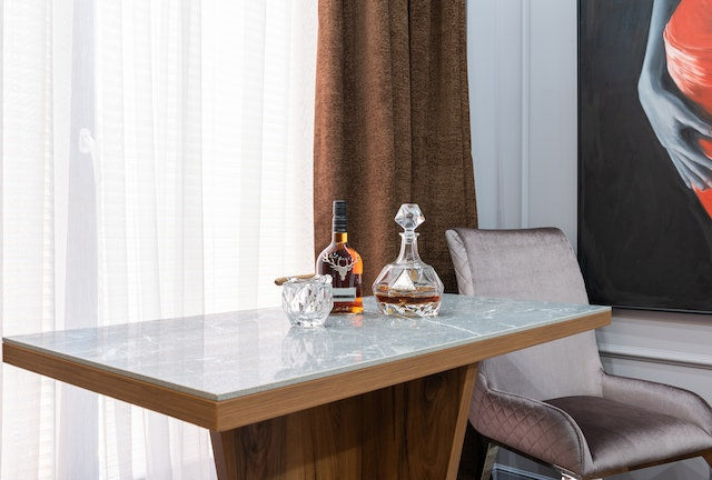 Whiskey Decanter Accessories: Must-Have Items for Your Decanter Setup acacuss