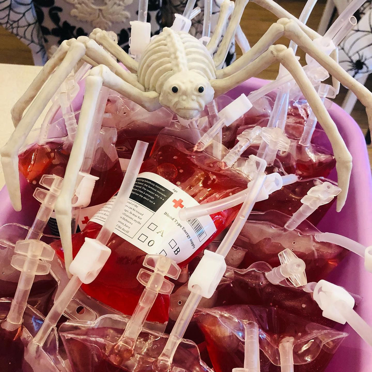 2/4Pcs Clear Halloween Blood Bags 400ml PVC Food Grade Drink Bag Halloween Party Decor Horror Props Cosplay Vampire Blood Pouch acacuss