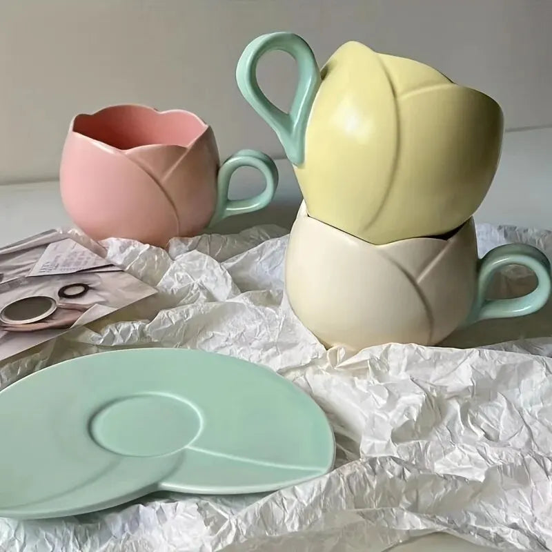 2PCS Cup Saucer Set Flower Shaped Ceramic Coffee Cups Tulip Teacup Saucer Ceramic Drinking Cups Oatmeal For Breakfast Tea Praty acacuss