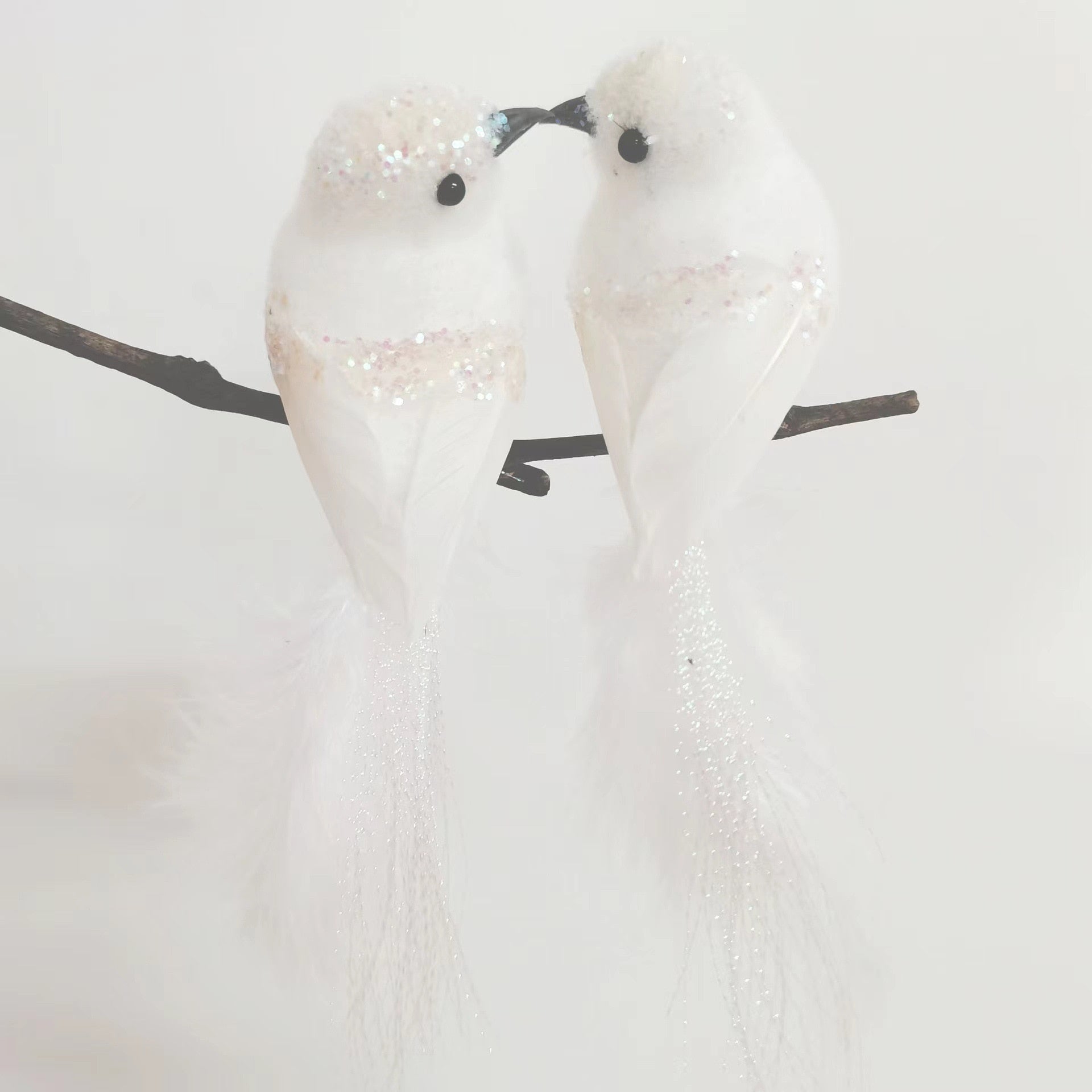 2pcs Simulation Feather Birds with Clips for Garden Lawn Tree Decor Handicraft Red Birds Figurines Christmas Home Decoration acacuss