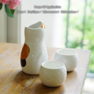 3pcs Maneki Neko Ceramic Sake Set Japanese Lucky Cat Wine Set (1 TOKKURI Bottle 300ml 2 OCHOKO Cups) Cute Wine Glass Pot Bar Set acacuss