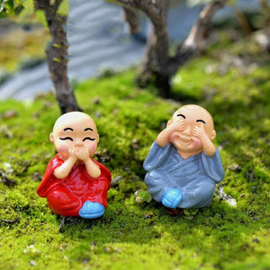 4 Pcs/set of Little Monk Resin Crafts Micro Landscape DIY Ornaments Flower Pot Garden Decoration Buddhist Monk Miniature acacuss