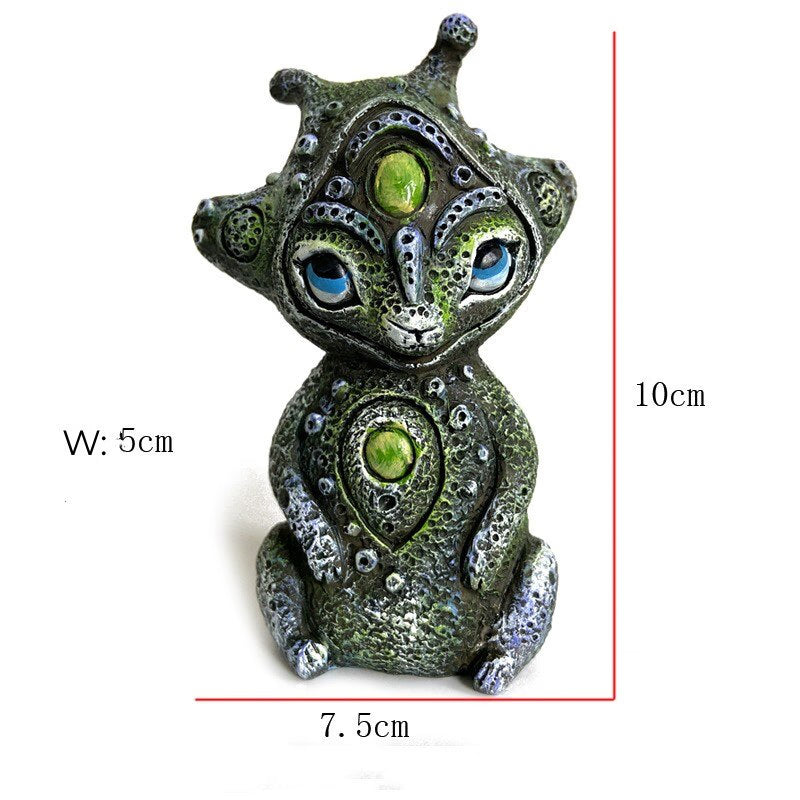 4 Styles New Biological Fantasy Resin Ornaments Garden Sculpture Artifact Three-eyed Alien Figurines Home Decoration Accessories acacuss