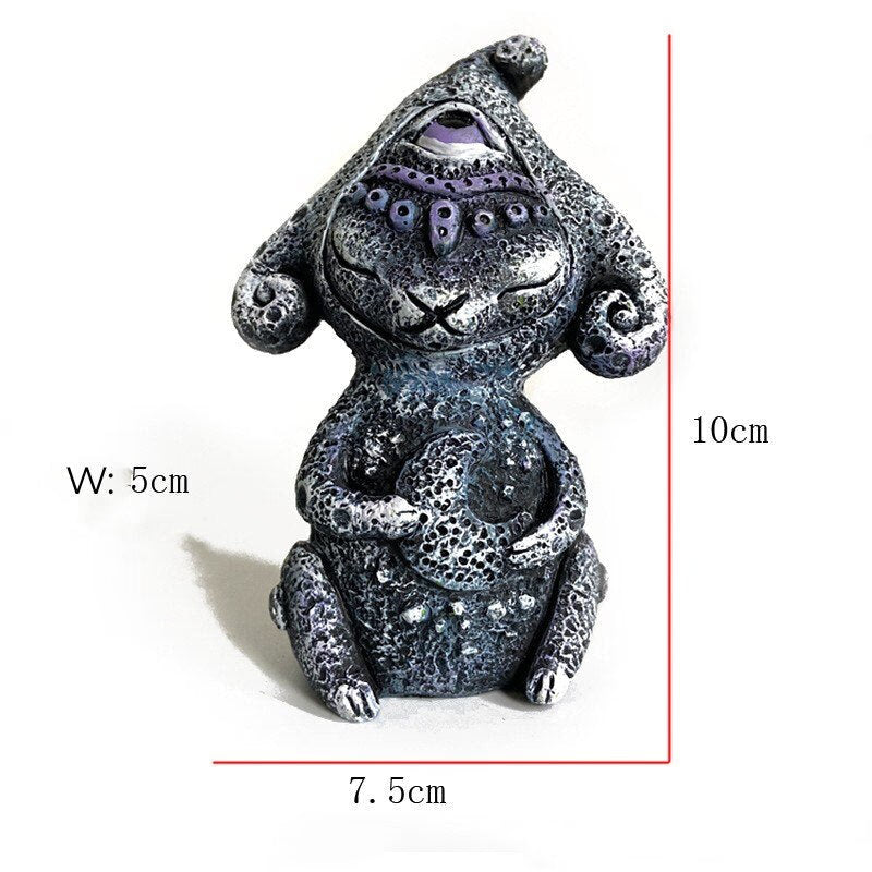 4 Styles New Biological Fantasy Resin Ornaments Garden Sculpture Artifact Three-eyed Alien Figurines Home Decoration Accessories acacuss