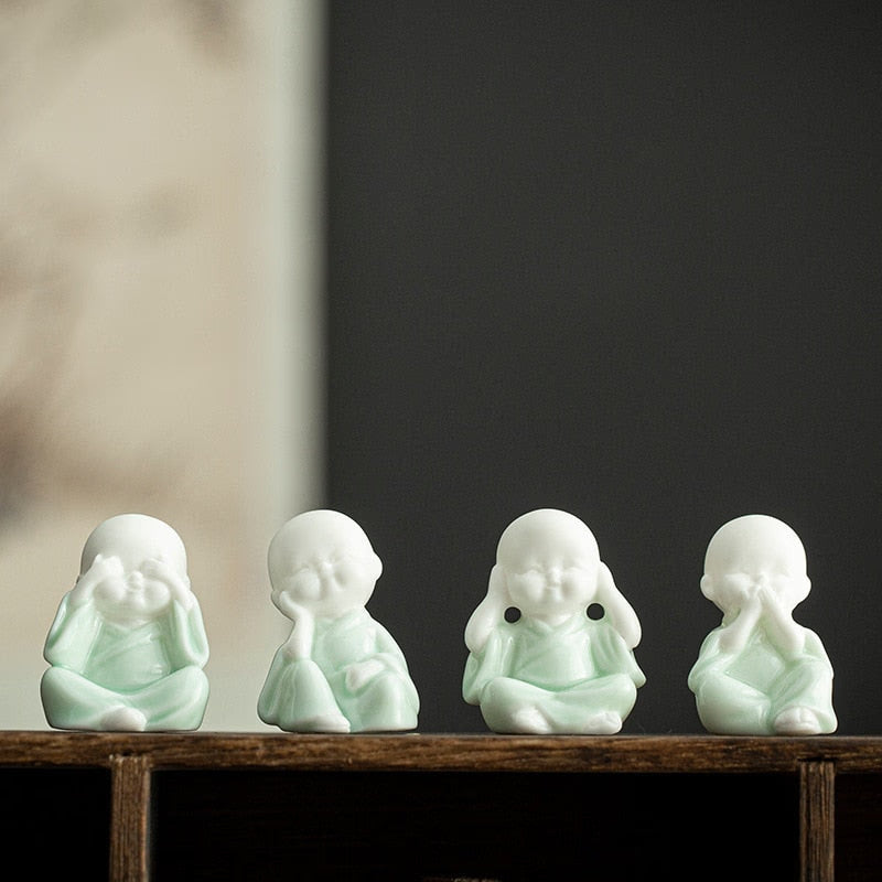 4pcs/set Ceramic Cute Mini Little Monk Tea Pet Porcelain Figurines Miniature Fairy Garden Buddha Statue Craft Feng Shui Zen acacuss