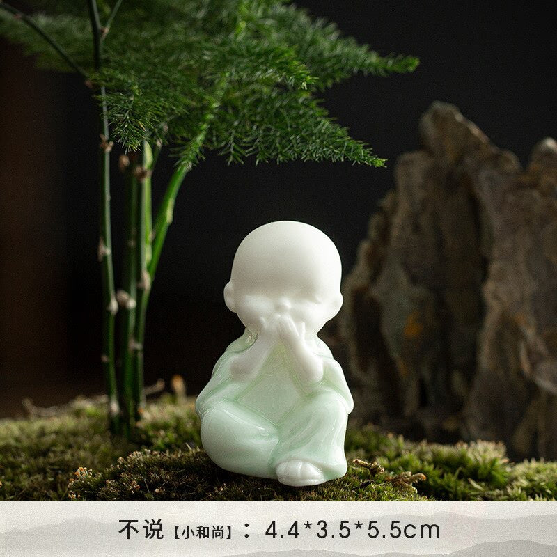 4pcs/set Ceramic Cute Mini Little Monk Tea Pet Porcelain Figurines Miniature Fairy Garden Buddha Statue Craft Feng Shui Zen acacuss
