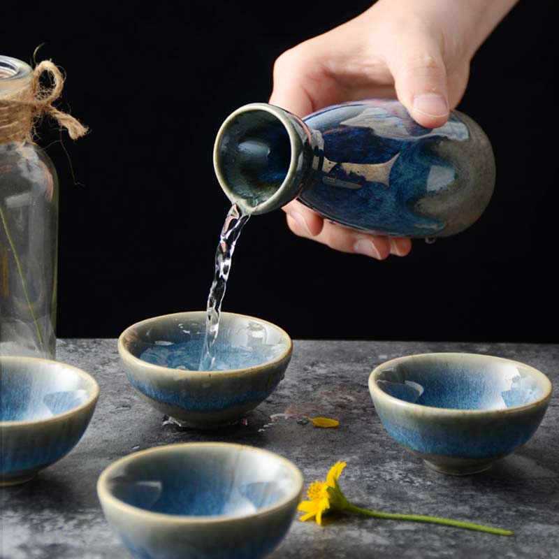 5-delige Japanse Sake-set inclusief 1PC Sake-fles en 4PCS Sake Cups Keramische Sake Set Box, Groen (Groen 5-delige Japanse Sake-set inclusief 1PC Sake-fles en 4PCS Sake Cups Keramische Sake Set Box, Groen (Groen
