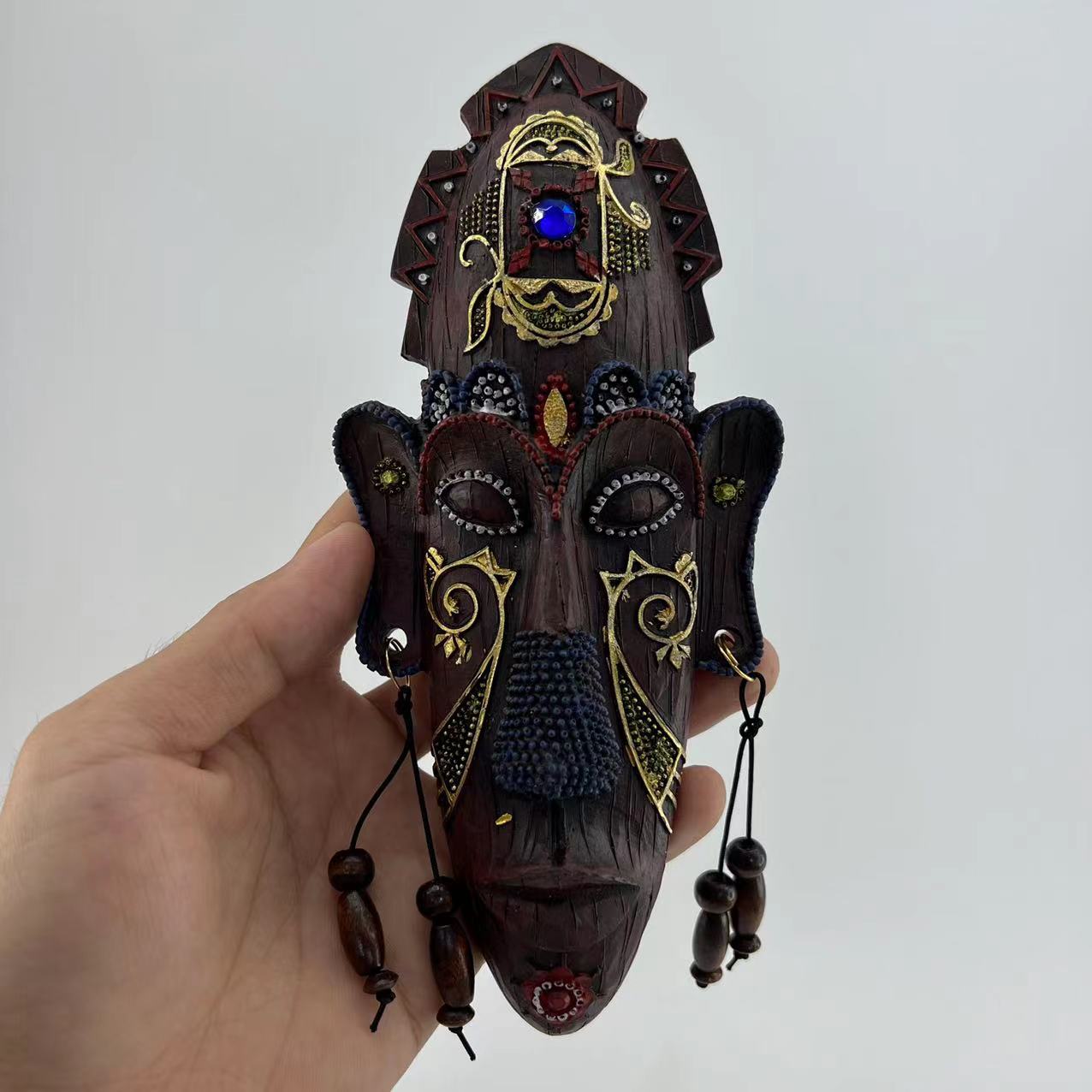 African Style Ornaments South Africa Kenya Creative Mask Pendant Hand-painted Resin Handicraft Decorative Ornaments acacuss